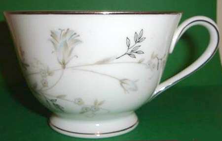 Valerie Snack Cup