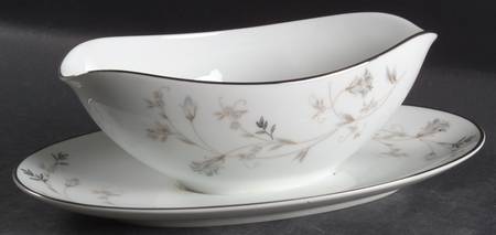 Valerie Gravy Boat with Attached Underplate