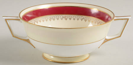 Valcourt Footed Cream Soup Bowl