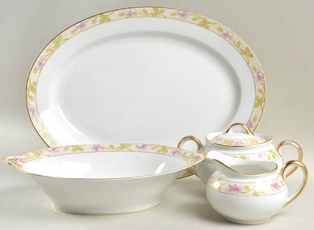 Valencia (Smooth Edge) 5 Piece Hostess Set