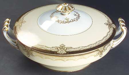 Valiere #4981 Round Covered Vegetable