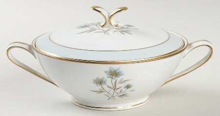 Vanessa Sugar Bowl & Lid
