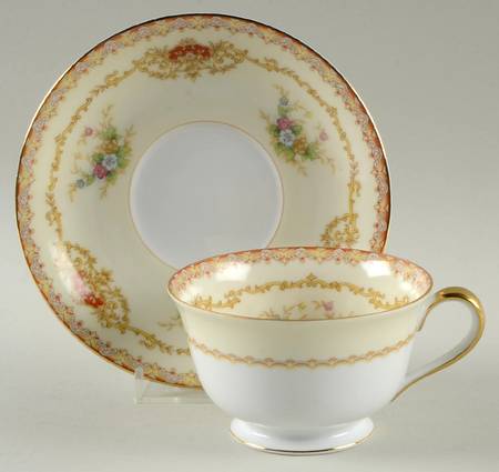 Vanessa Footed Cup & Saucer Set