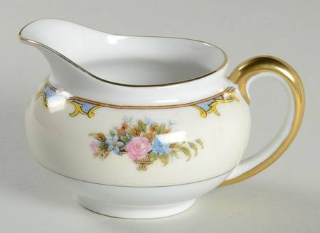 Vasona Mini Creamer