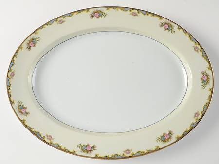 Vasona 16" Oval Serving Platter