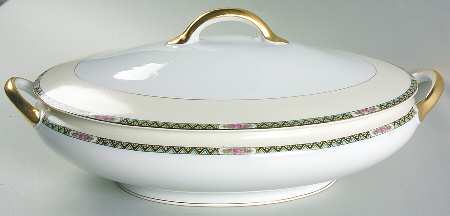 Vassar Oval Covered Vegetable