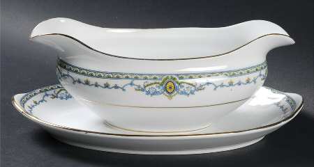 The Venice (No #) Gravy Boat with Attached Underplate