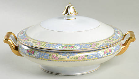 Venida Round Covered Vegetable