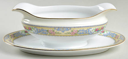 Venida Gravy Boat with Attached Underplate