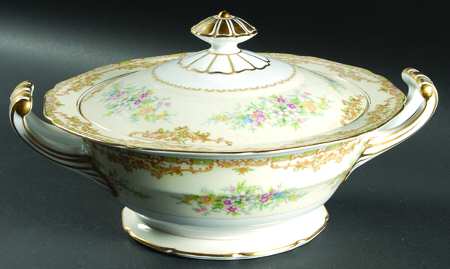 Veona Round Covered Vegetable