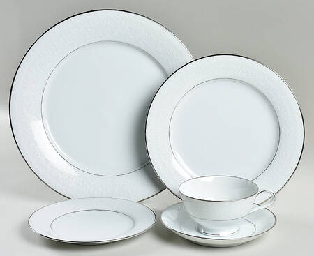 Versailles 40 Piece Estate Set