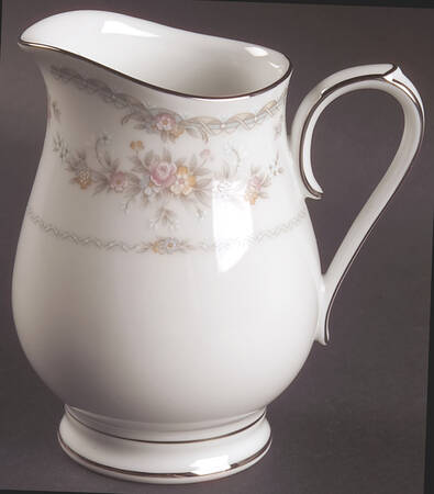 Veranda Creamer
