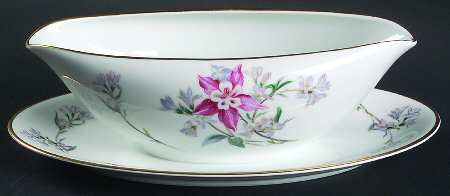 Verna (Gold Trim) Gravy Boat with Attached Underplate
