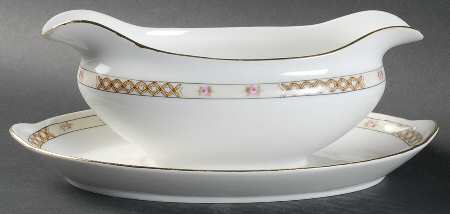 Verona (No #) Gravy Boat with Attached Underplate