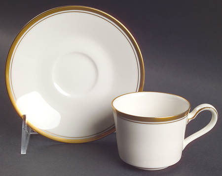 Viceroy Footed Demitasse Cup & Saucer Set