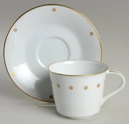 Victoria Flat Cup & Saucer Set