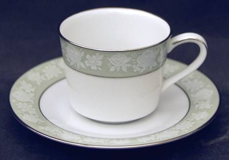Vienne Flat Demitasse Cup & Saucer Set