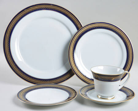 Vienna 40 Piece Estate Set