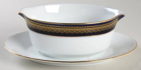 Vienna Gravy Boat with Attached Underplate