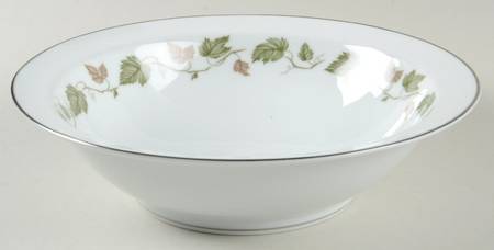 Vineyard 9" Round Vegetable Bowl