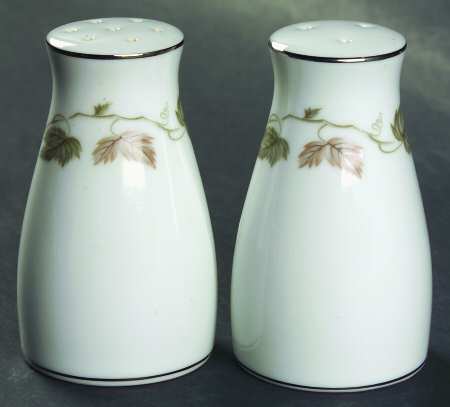 Vineyard Salt & Pepper Set