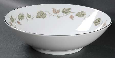 Vineyard 8" Round Vegetable Bowl