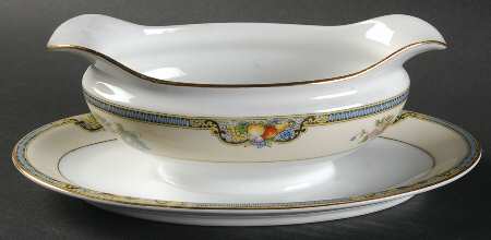 Vintonia Gravy Boat with Attached Underplate