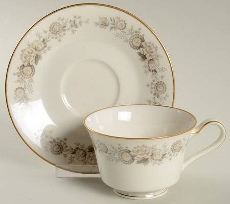 Virginia Footed Cup & Saucer Set