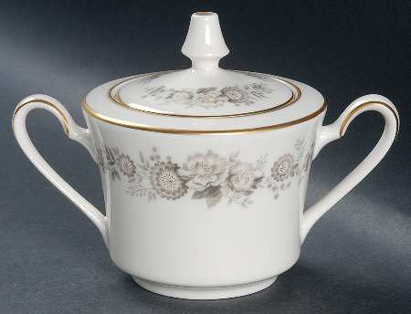 Virginia Sugar Bowl & Lid