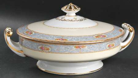 Vista Round Covered Vegetable