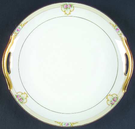 The Vitry Handled Cake Plate