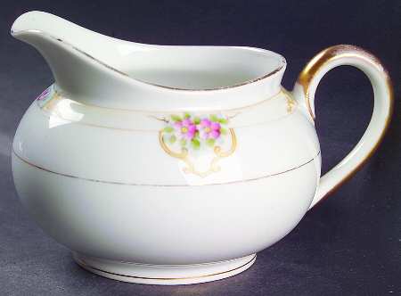 The Vitry Creamer