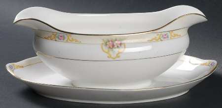 The Vitry Gravy Boat with Attached Underplate