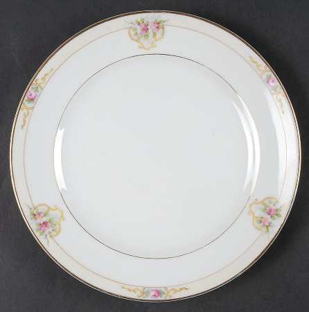 The Vitry Salad Plate