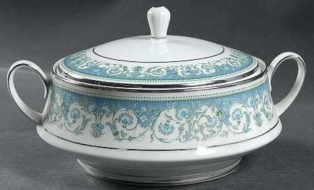 Vivienne Round Covered Vegetable