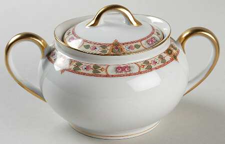 Wadleigh Sugar Bowl & Lid