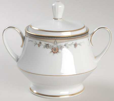 Walnut Hill Sugar Bowl & Lid