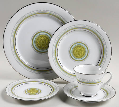 Waltz 5 Piece Place Setting