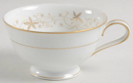Warwick Footed Cup