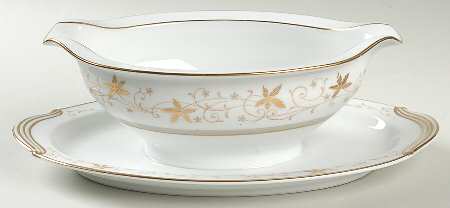 Warwick Gravy Boat with Attached Underplate