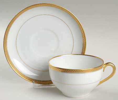 Washington Flat Cup & Saucer Set