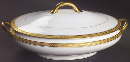 Washington Oval Covered Vegetable