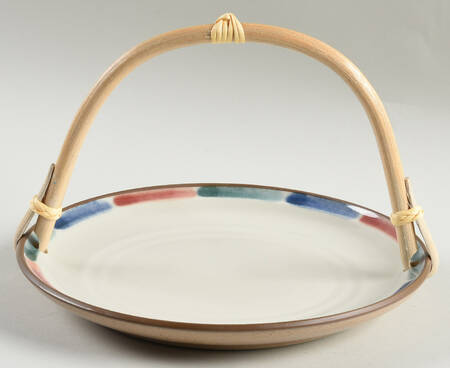 Warm Sands 5 3/8"-5 5/8" Bamboo Handled Serving Plate  HC