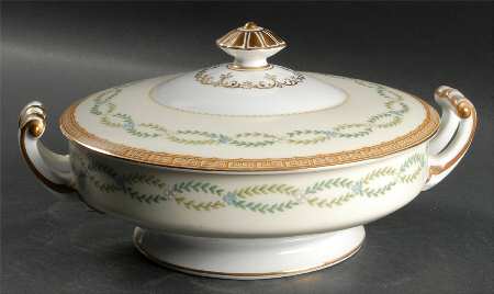 Watteau Round Covered Vegetable