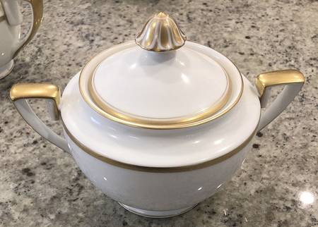 Waverly Sugar Bowl & Lid