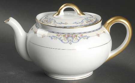 Wellesley Teapot & Lid