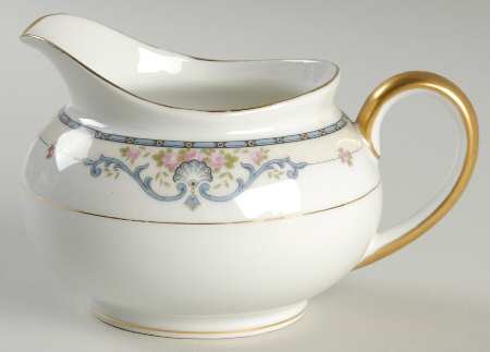 Wellesley Creamer