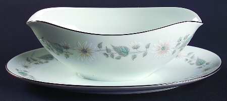Wellesley Gravy Boat with Attached Underplate