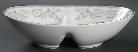 Westbrook 10" Oval Divided Vegetable Bowl