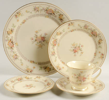 Westport Yellow 5 Piece Place Setting